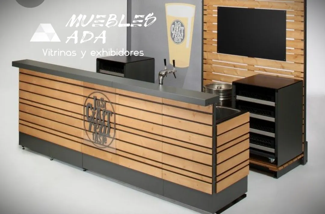 Mostrador para cafetería con panel ranurado y área de barra